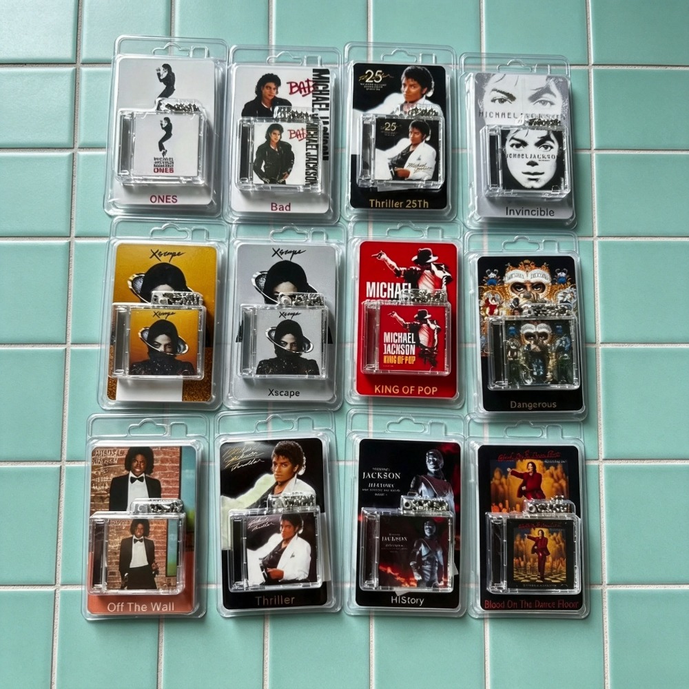 Мини-альбом на CD в виде брело – обзор и цена Phone Accessories Charms