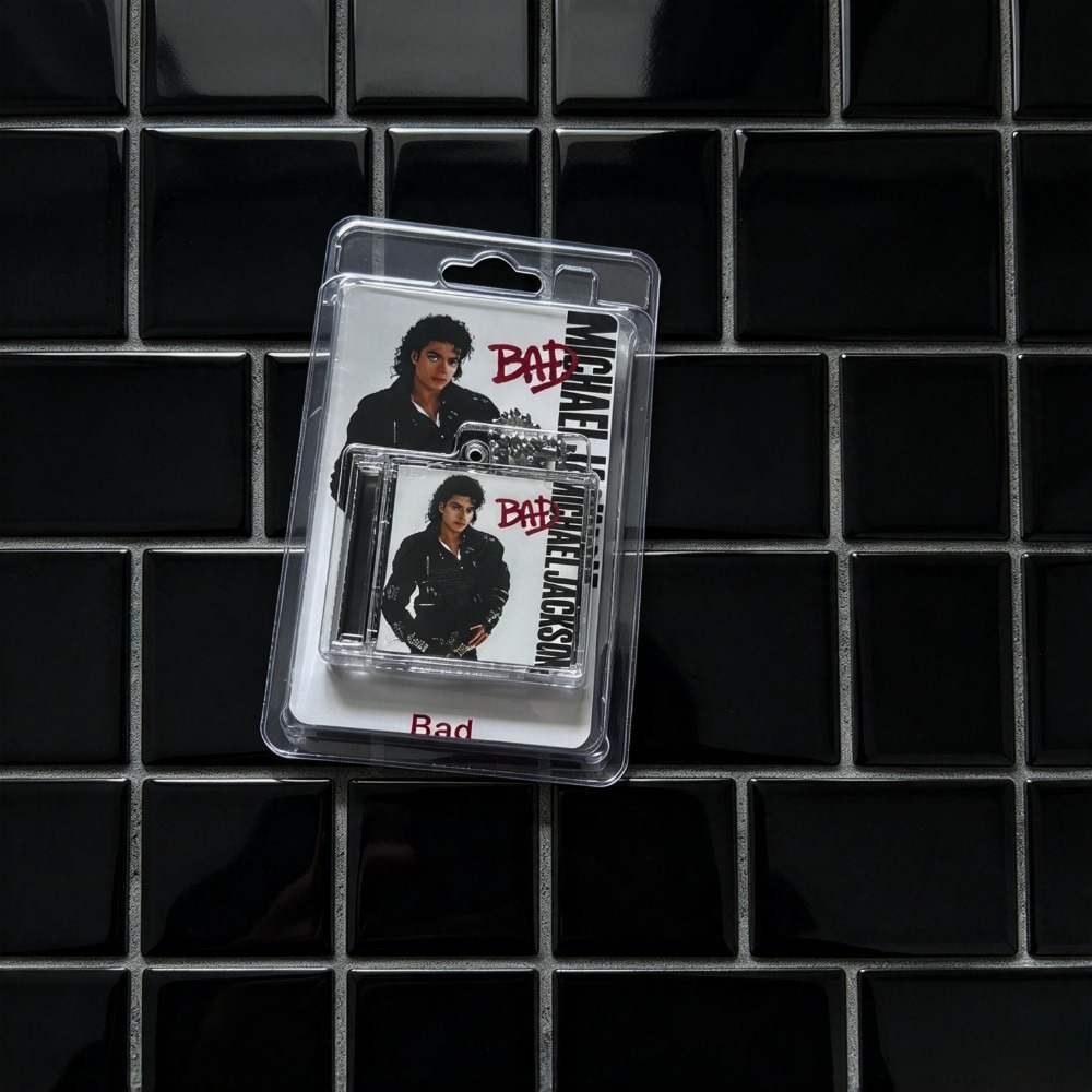 Мини-альбом на CD в виде брело – обзор и цена Phone Accessories Charms